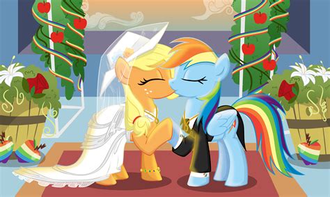 do applejack and rainbow dash date|did rainbow dash marry applejack.